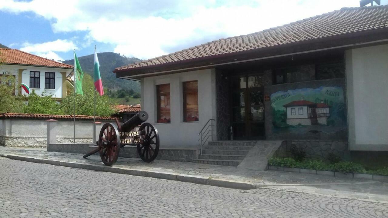 Калчевата Къща Hotel Klisura  Ngoại thất bức ảnh